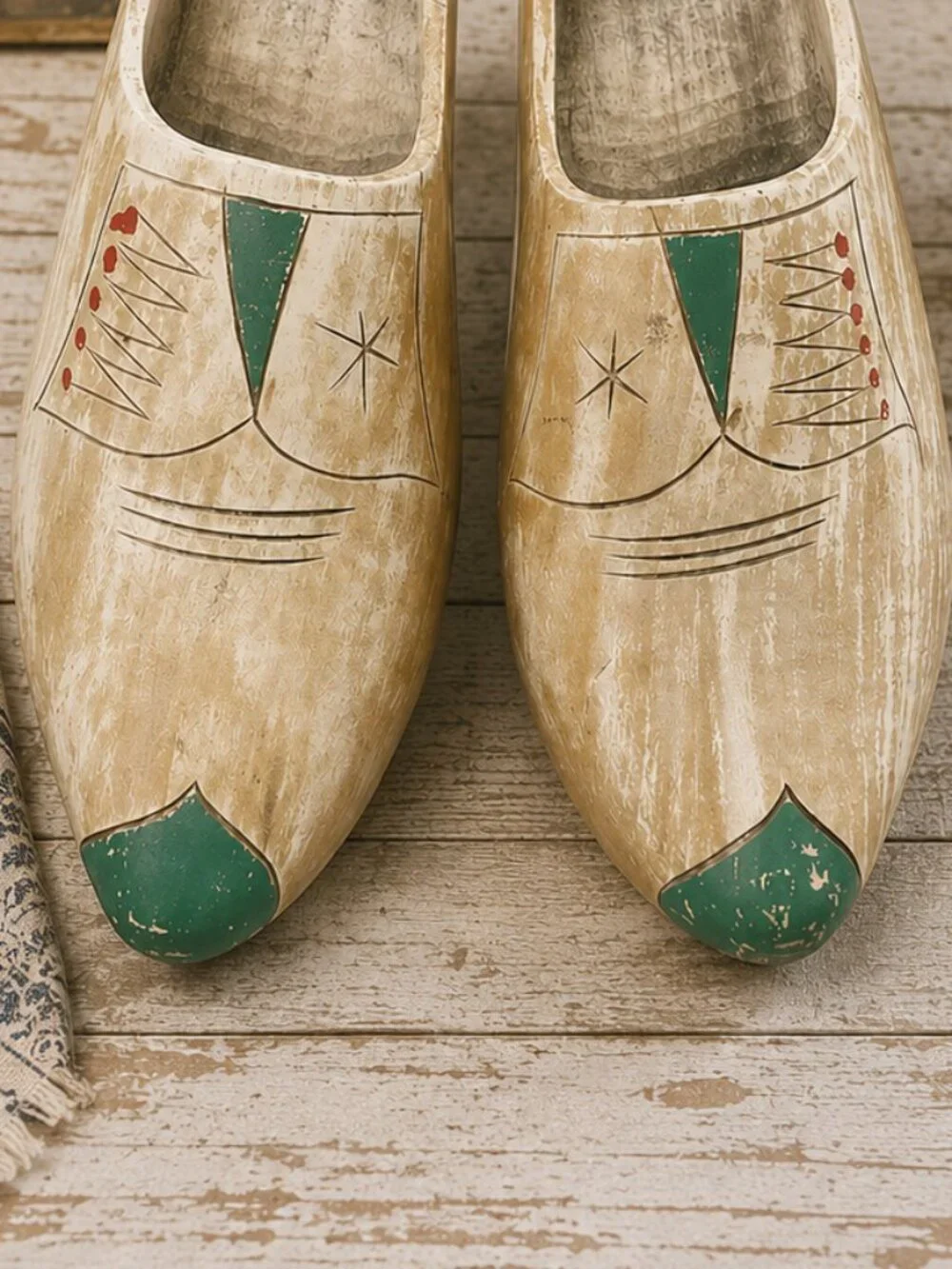 Vintage Large Hand Painted Dutch Wooden Shoes Collectible